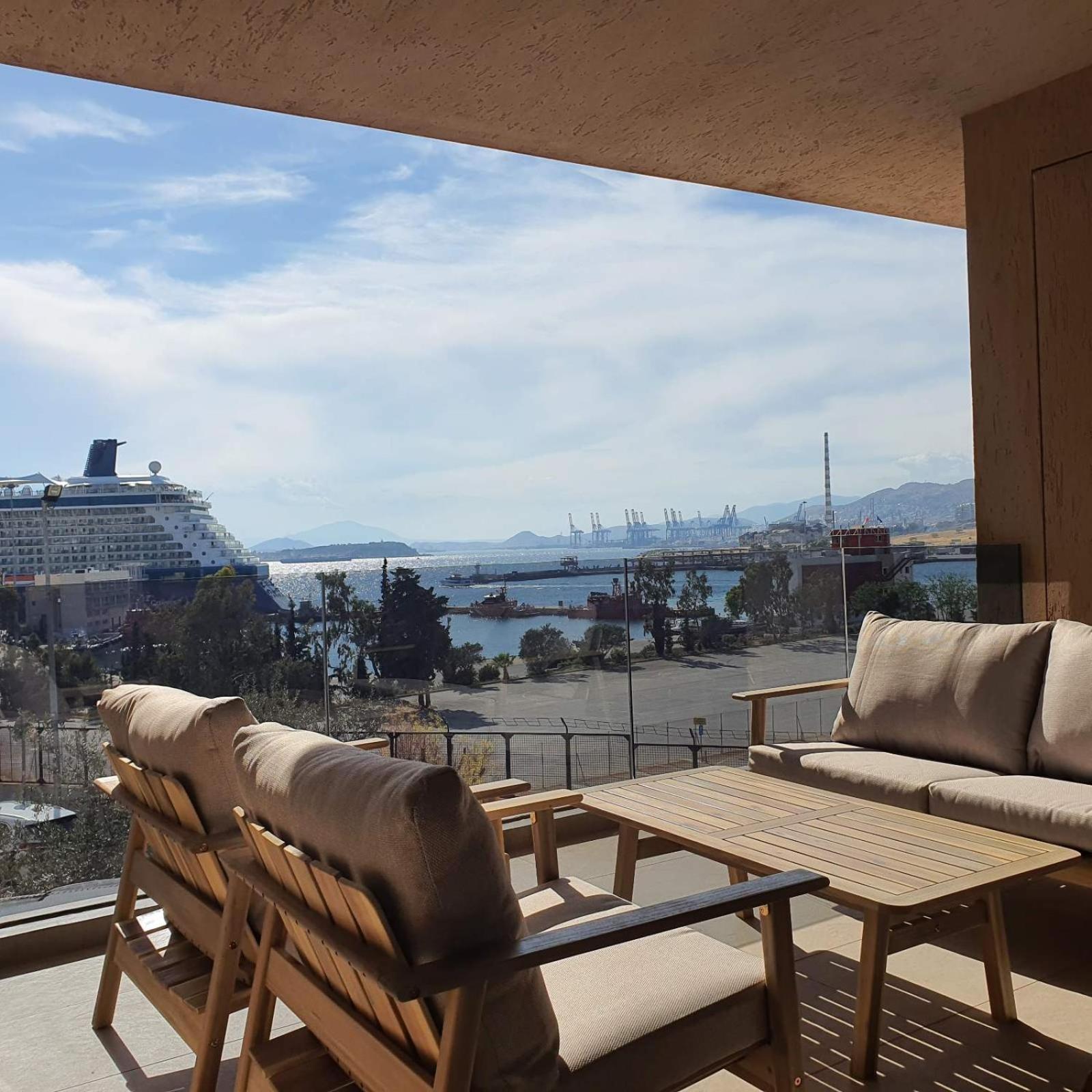 Sea View Garden Suites Pireus Exteriör bild