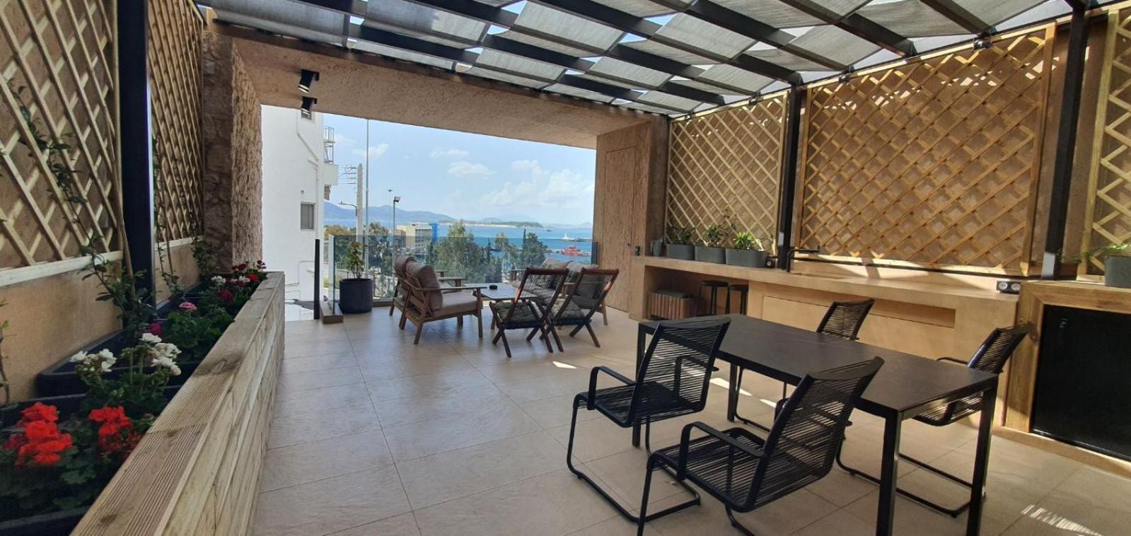 Sea View Garden Suites Pireus Exteriör bild