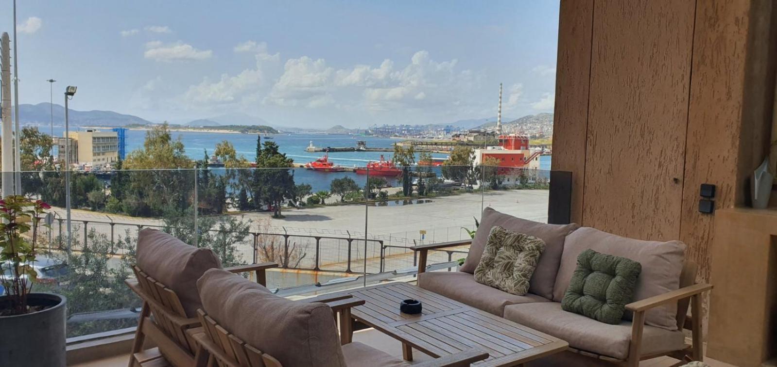 Sea View Garden Suites Pireus Exteriör bild