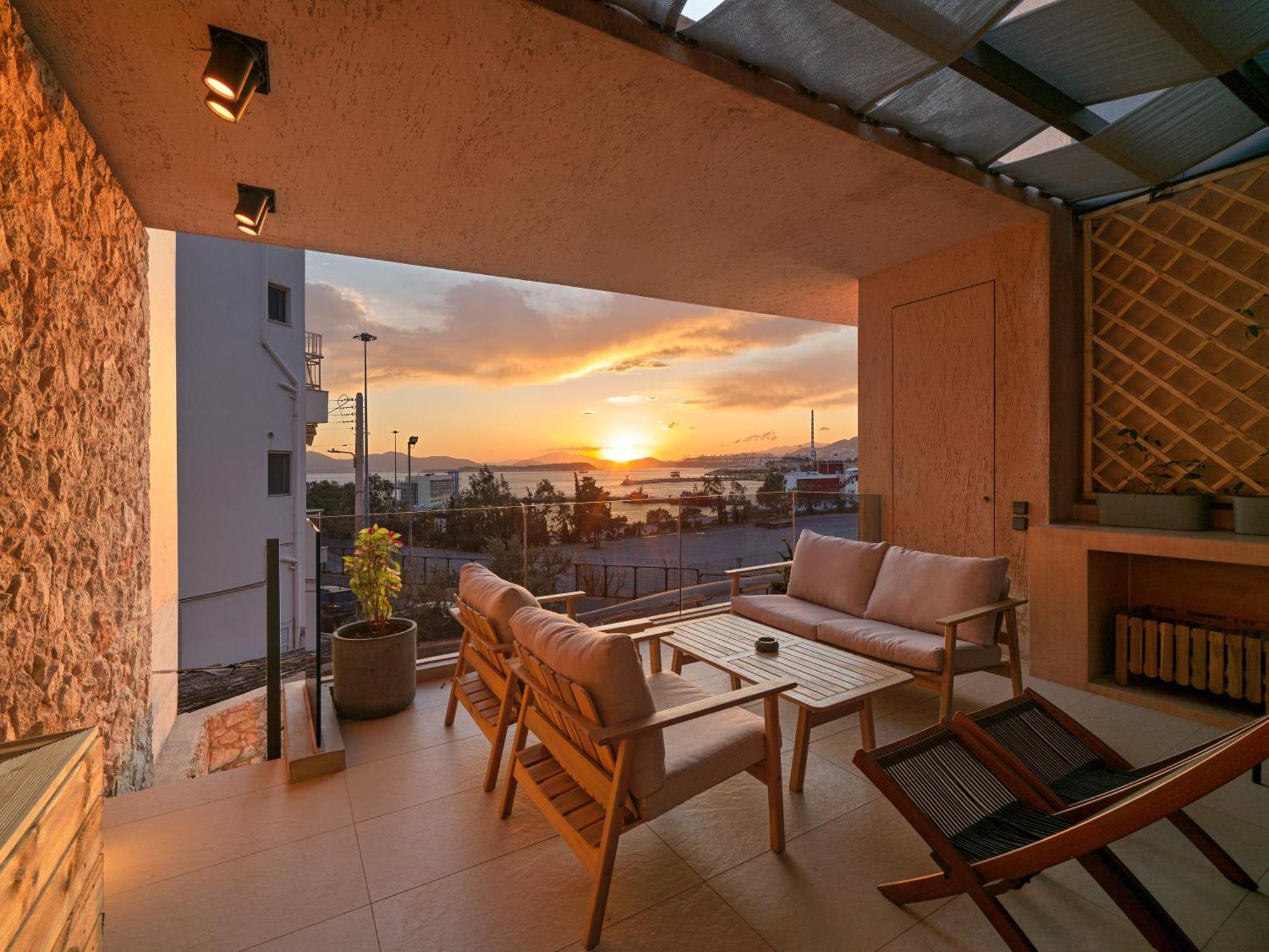 Sea View Garden Suites Pireus Exteriör bild